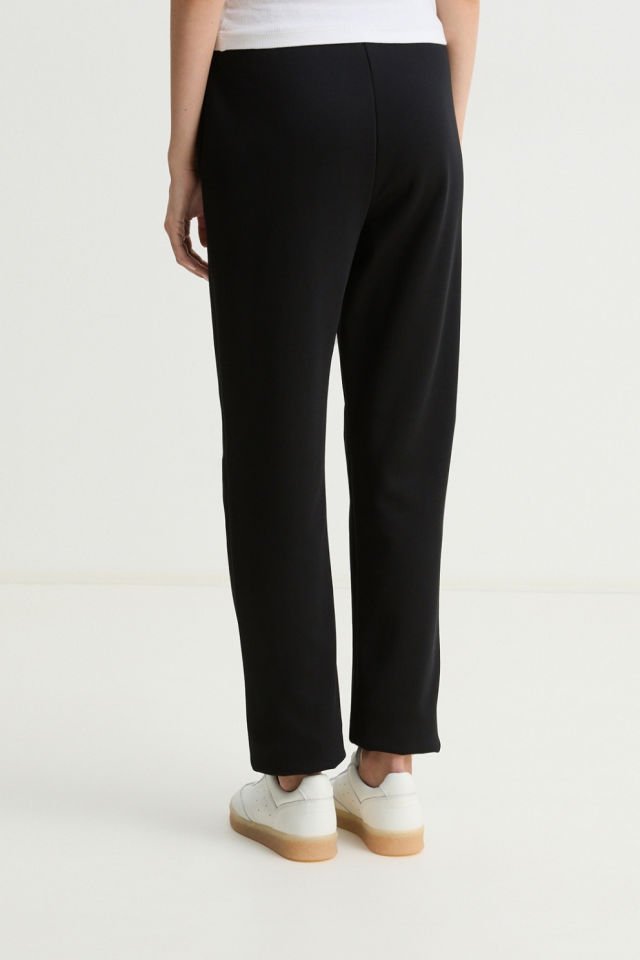 Guess Küçük Logolu Jogger Pantolon Siyah