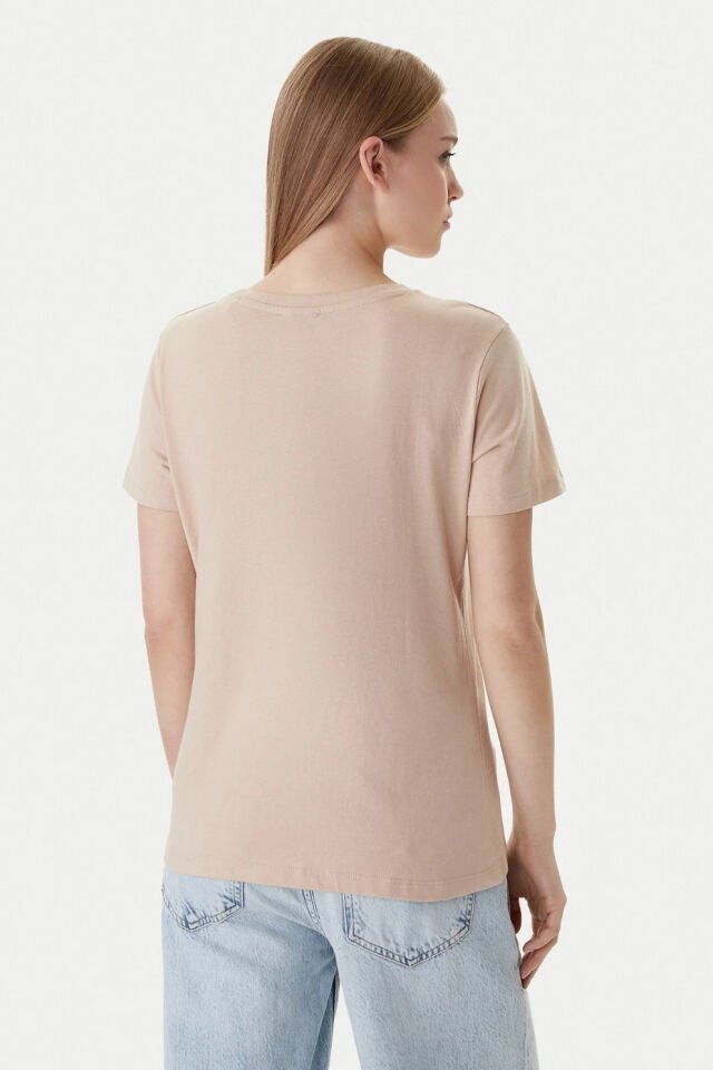 Guess Tişört Bej Normal Kesim