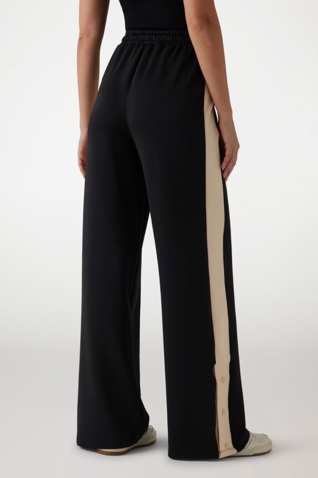 Guess Düz Kesim Jogger Pantolon Siyah