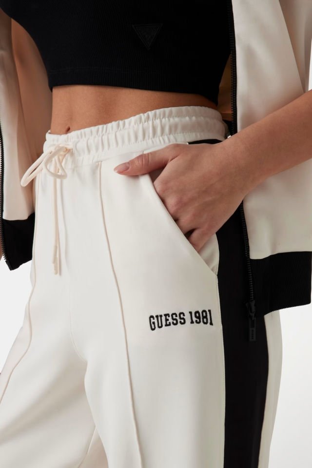 Guess Düz Kesim Jogger Pantolon Beyaz
