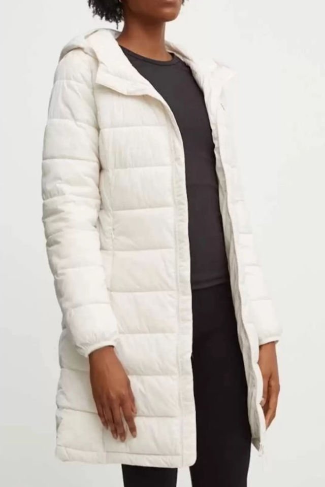 Guess New Aleta Kapitoneli Regular Fit Kapüşonlu Uzun Şişme Mont Beyaz