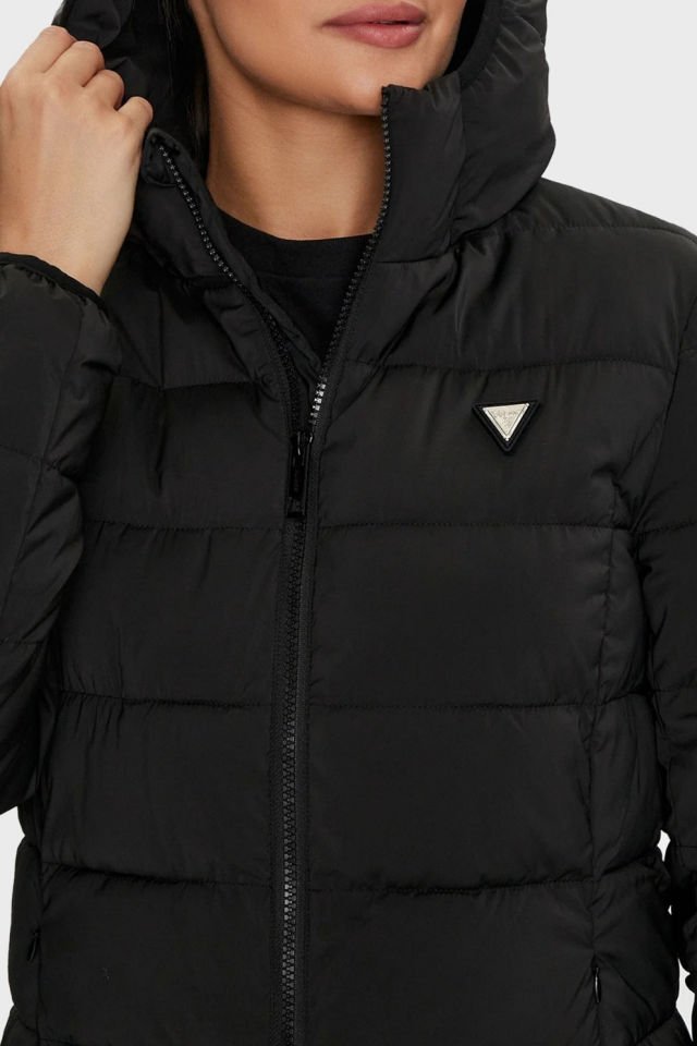 Guess New Aleta Kapitoneli Regular Fit Kapüşonlu Uzun Şişme Mont Siyah