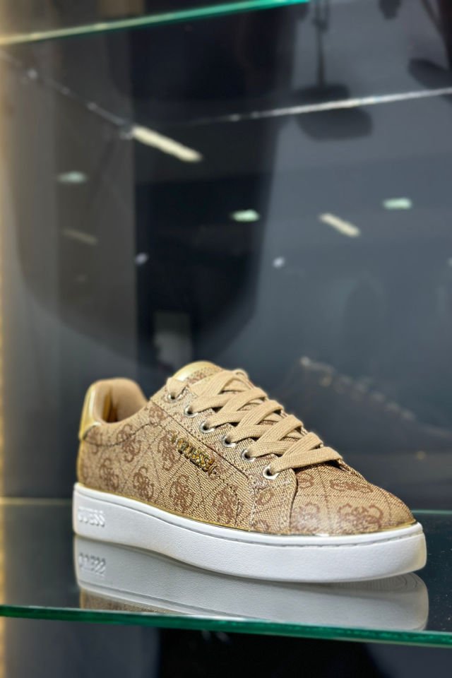 Guess 4G Logolu Ayakkabı Bej