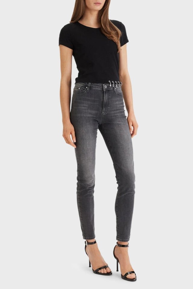 Guess Kısa Kesimli Örgü Üst Siyah