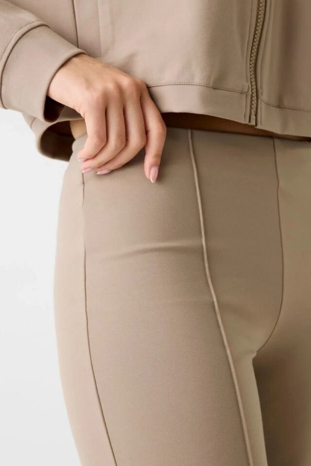 Guess Lia Düz Paça Kadın Eşofman Altı Bej