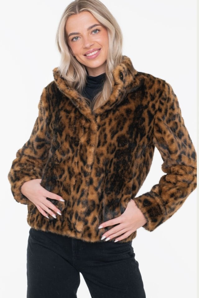 Guess Luna Leopar Desenli Regular Fit Dik Yaka Suni Kürk