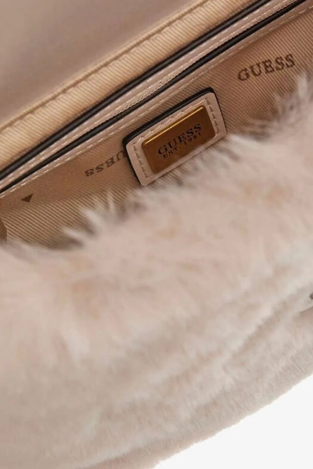 Guess Samia Logolu Yumuşak Tüylü Çıkarılabilir Askılı Çanta Krem