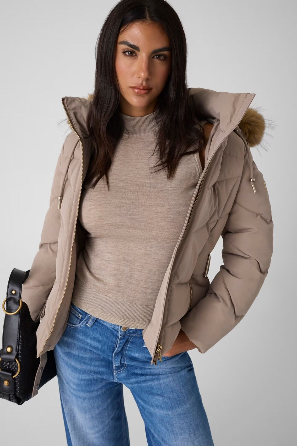 Guess Kısa Kemerli Şişme Ceket Krem