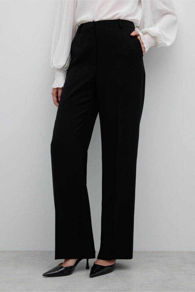 Roman Geniş Paça Krep Pantolon Siyah