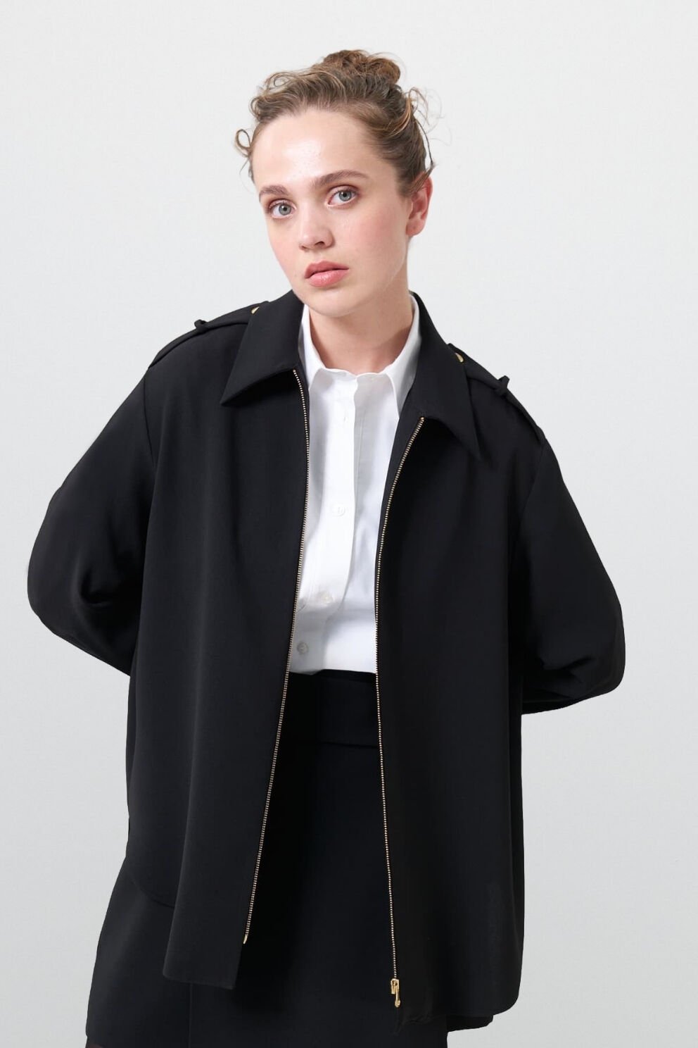 Roman Apoletli Fermuarlı Gömlek Siyah