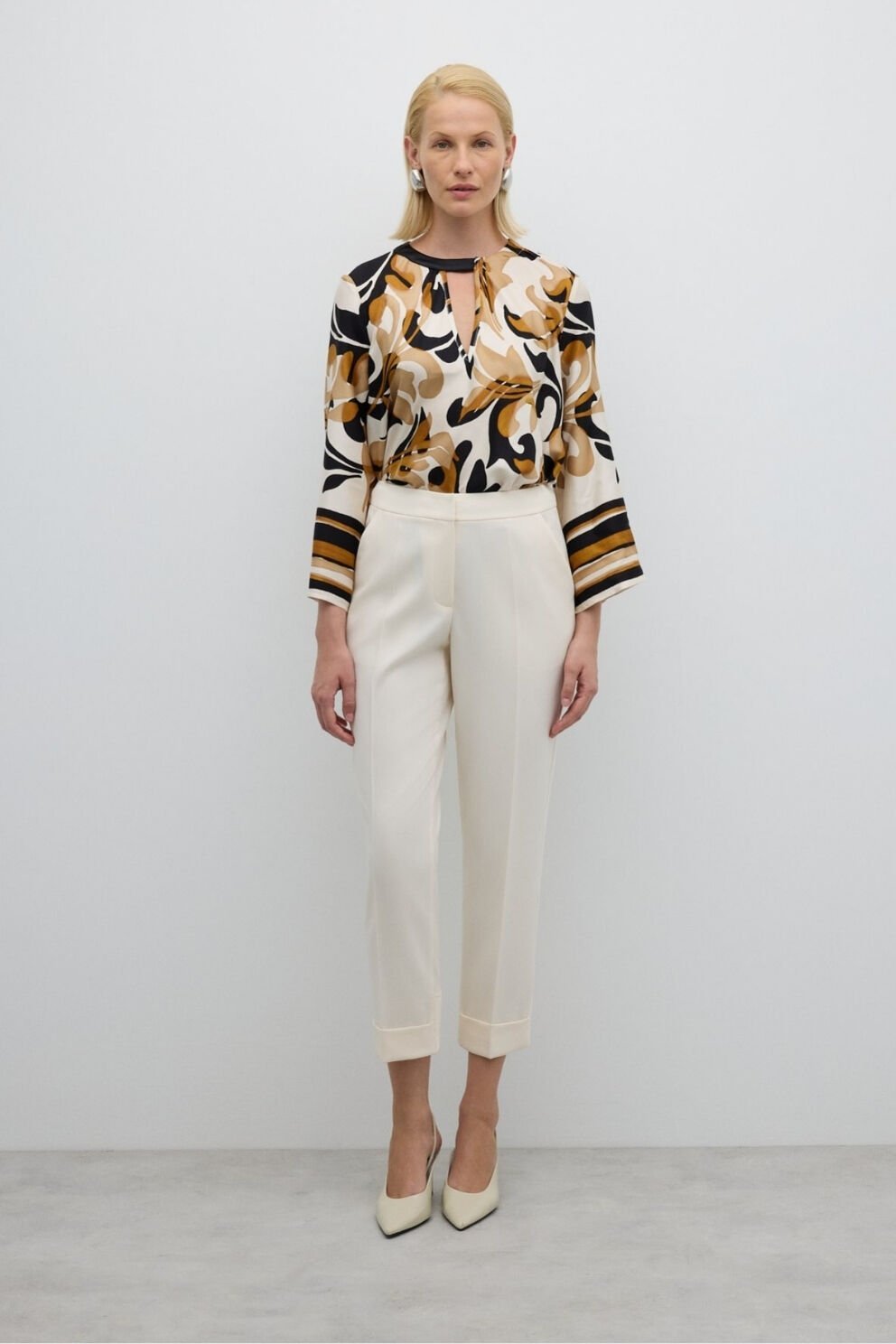 Roman Arka Paçası Ribanalı Pantolon Ekru