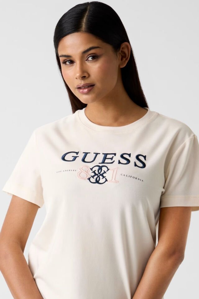 Guess Nakışlı Logolu Tişört