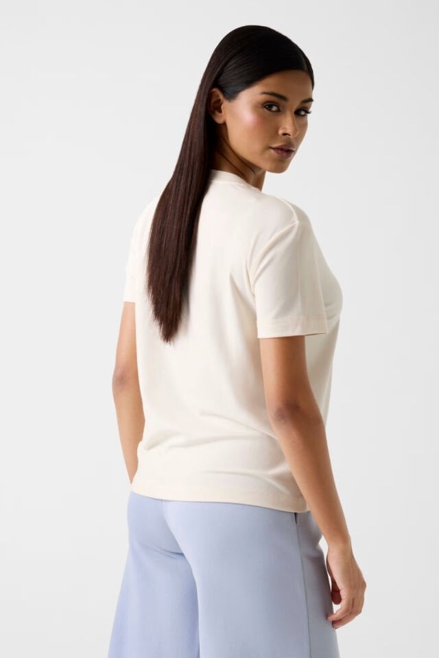 Guess Nakışlı Logolu Tişört