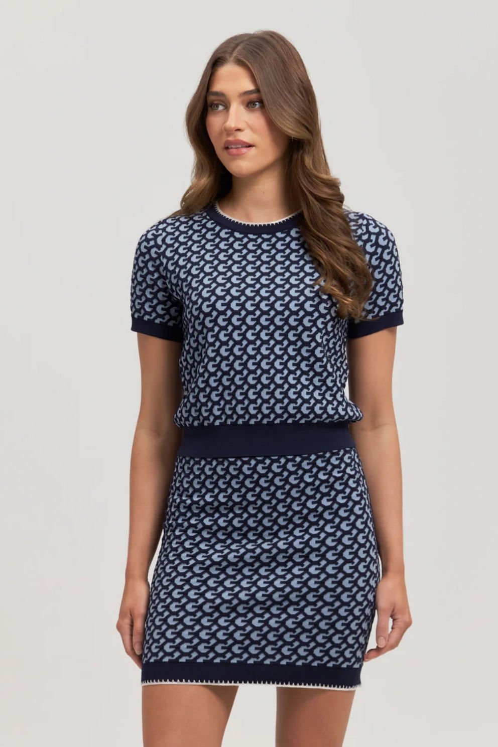 Guess Monogram Desenli Ashley Örgü Üst Lacivert