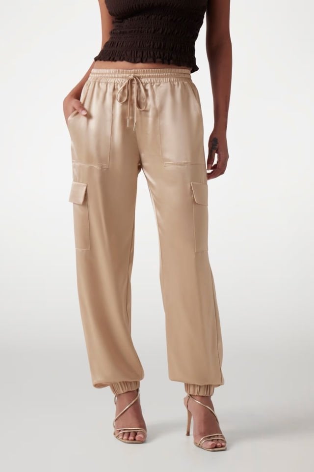 Guess Slim Fit Kargo Jogger Pantolon Bej