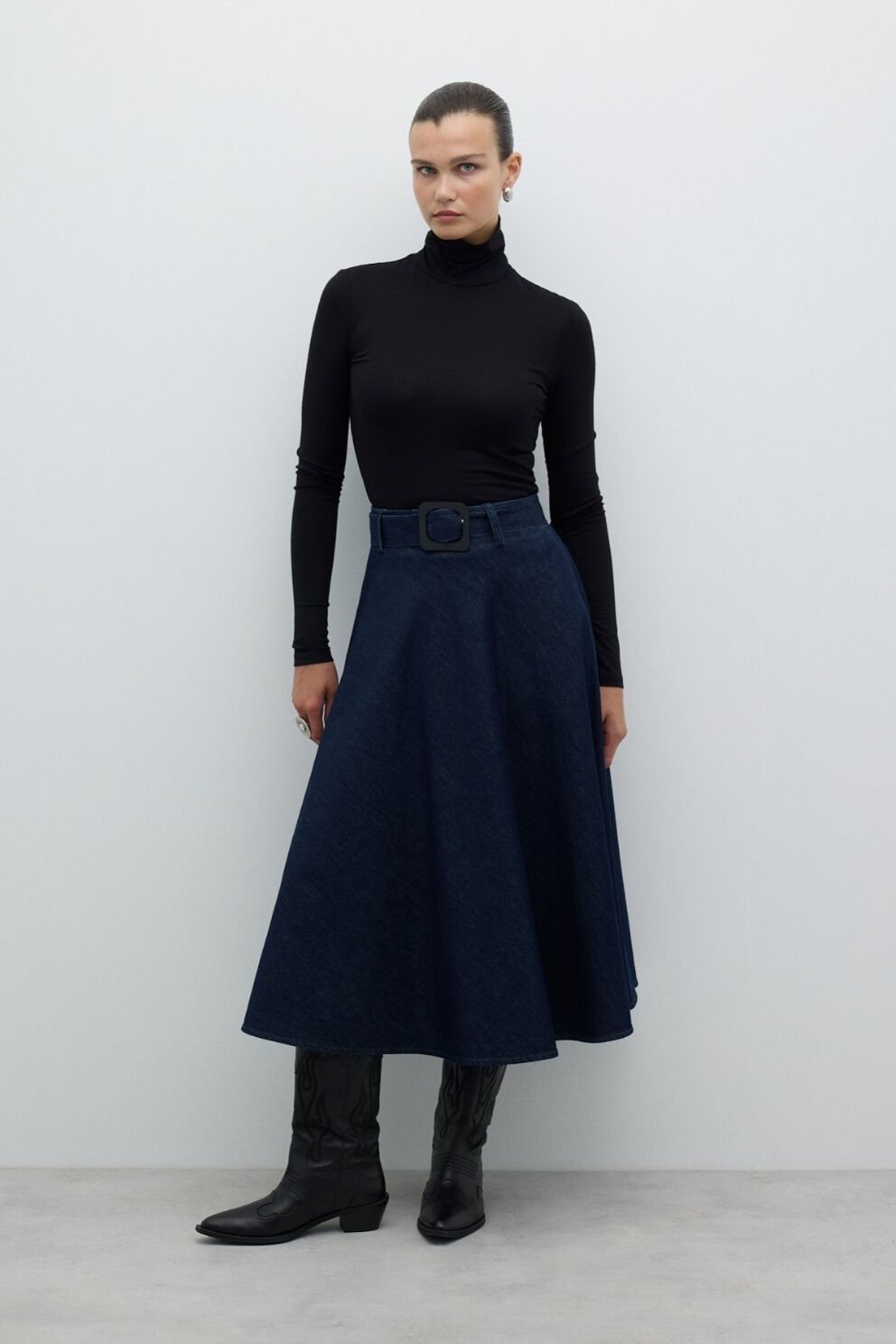 Roman Beli Kemerli Denim Kloş Midi Boy Etek Lacivert