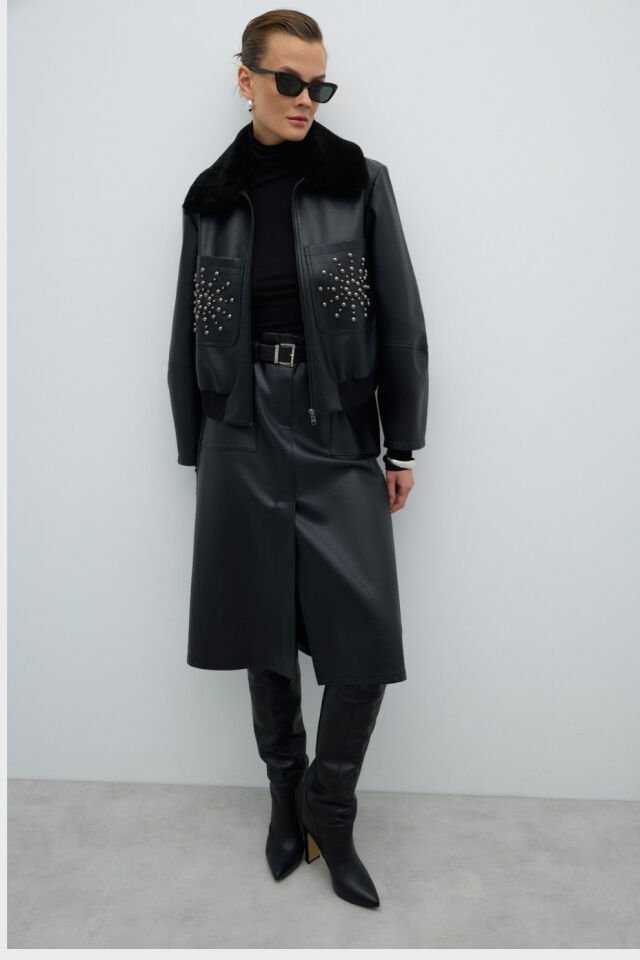 Roman Beli Kemerli Yırtmaçlı Midi Boy Etek Siyah