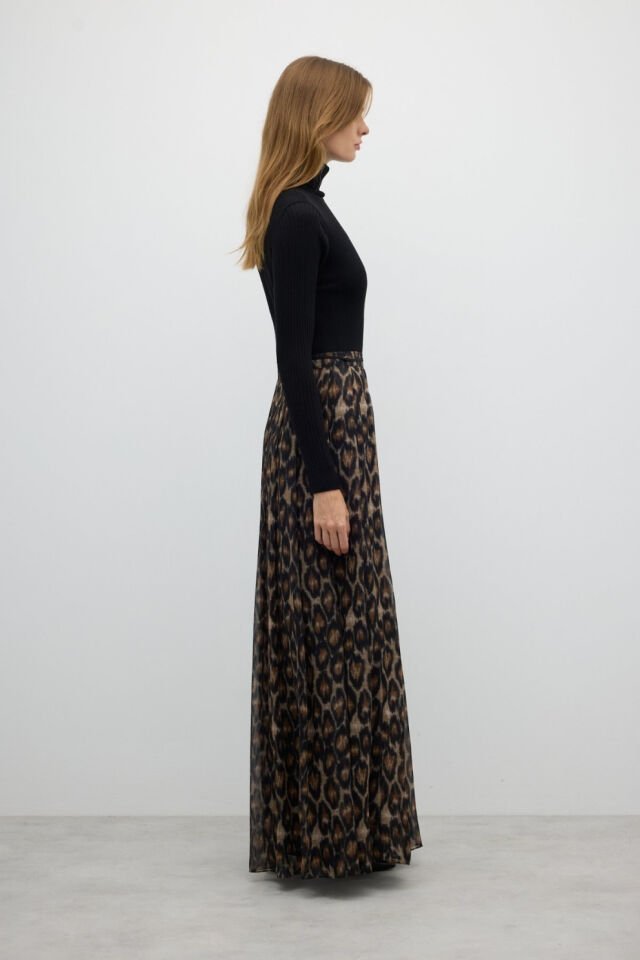 Roman Leopar Desenli Pileli Uzun Etek Standart Renk