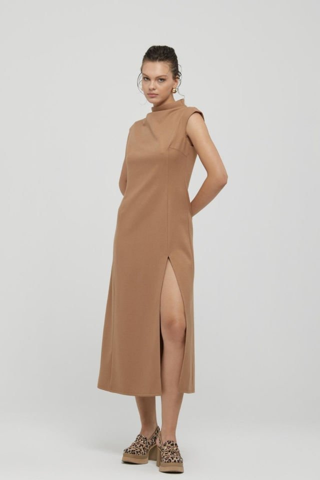 Naar Elbise Camel