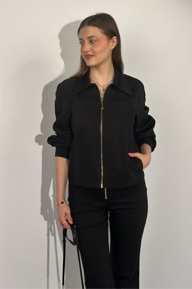 Naar Bomber Siyah