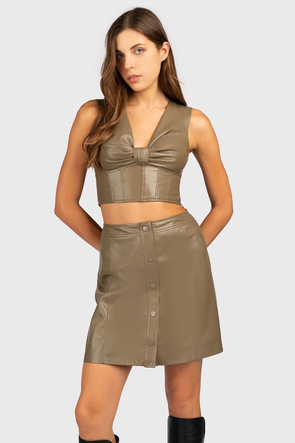 Guess Eko-Deriden Yapılmış Kısa Üst Haki