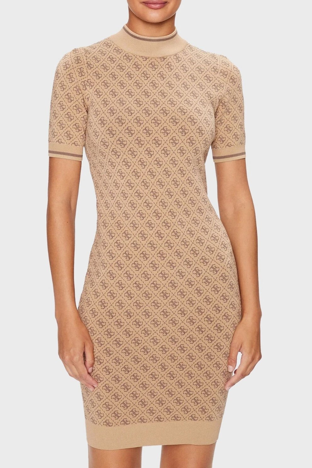 Guess Slim Fit Bisiklet Yaka Logo Desenli Kısa Kollu Mini Bayan Elbise Kahve