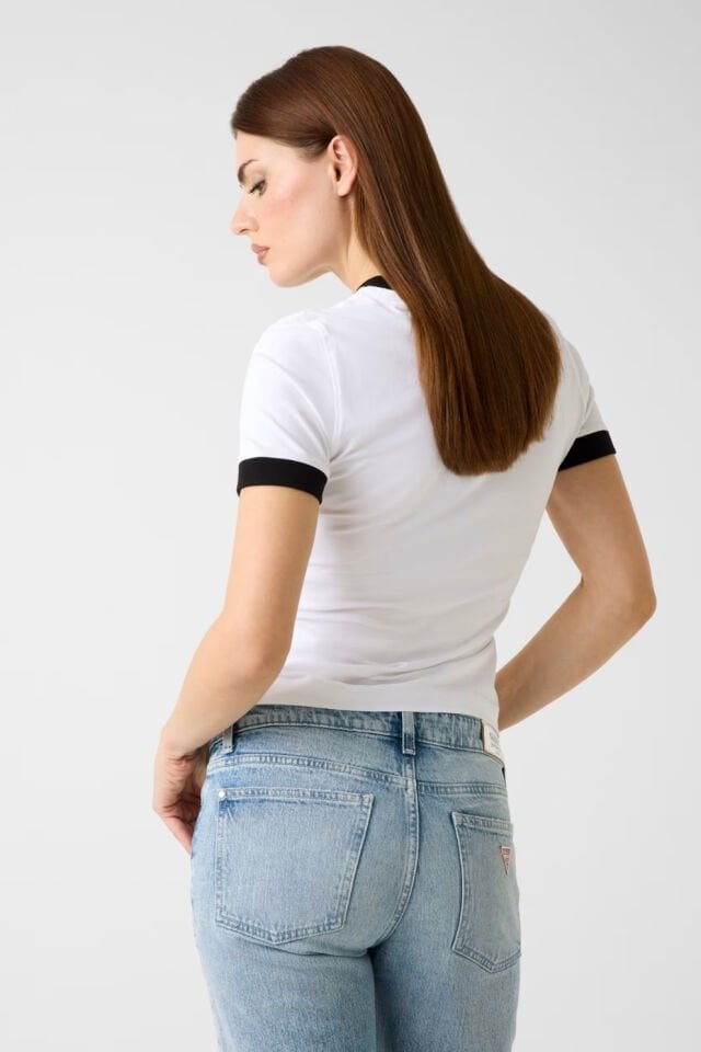 Guess Logo Patch Tişört Beyaz