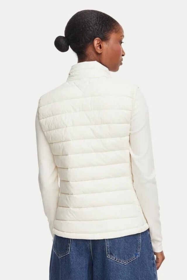 Guess Kadın Kolsuz Su Geçirmez Ekru Şişme Mont