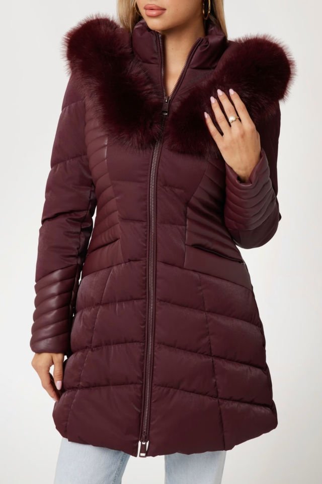 Guess Suni Kürk Kapüşonlu Şişme Mont Bordo