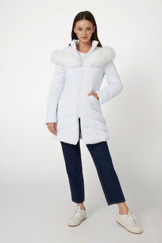 Guess Suni Kürk Kapüşonlu Şişme Mont Beyaz