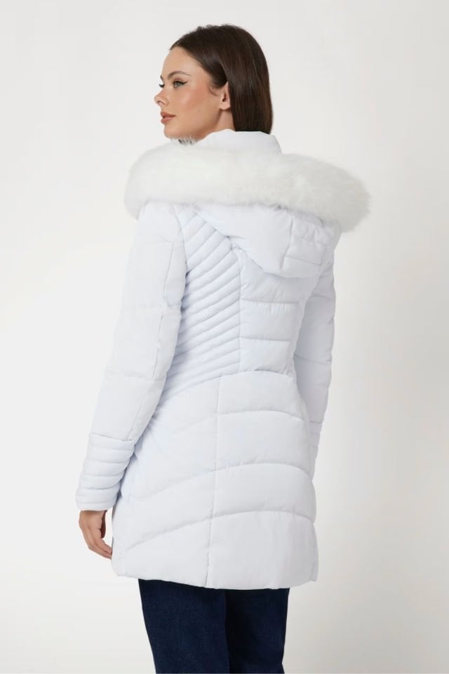 Guess Suni Kürk Kapüşonlu Şişme Mont Beyaz