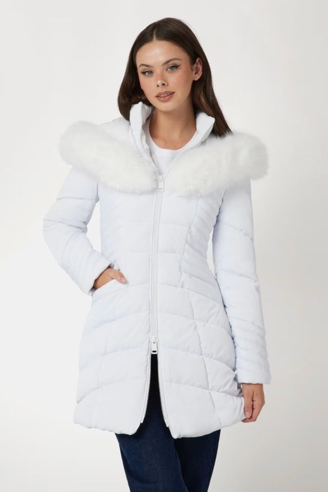 Guess Suni Kürk Kapüşonlu Şişme Mont Beyaz