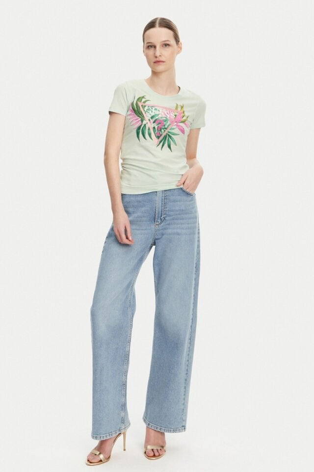 Guess Üçgen Logolu Slim Fit Tişört