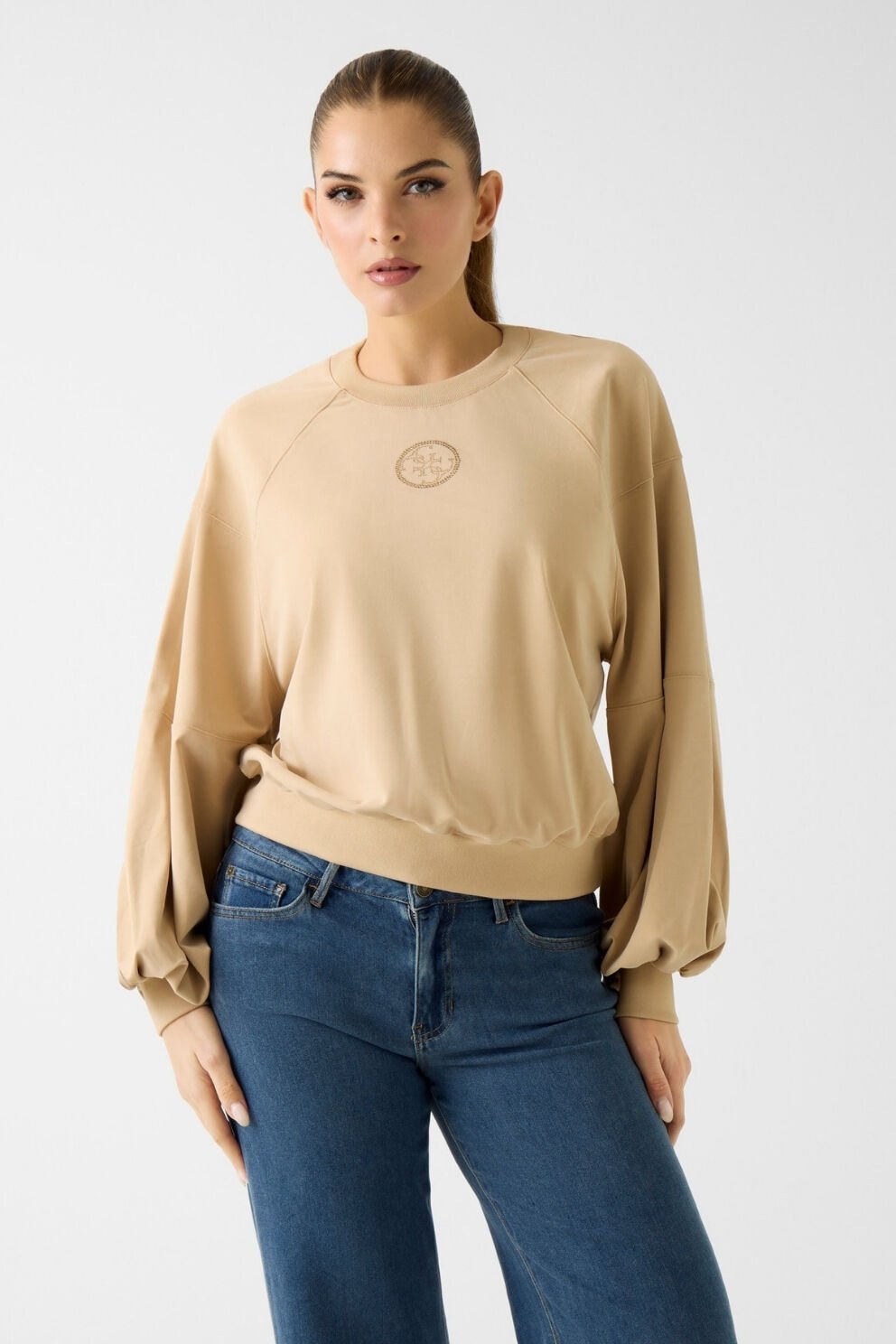 Guess Hacimli Kollu Bej Renkli Sweatshirt