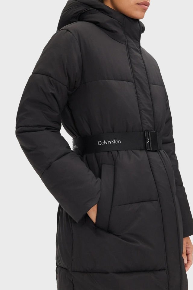 Calvin Klein Comfort Fit Logo Kemerli Uzun Şişme Mont Siyah