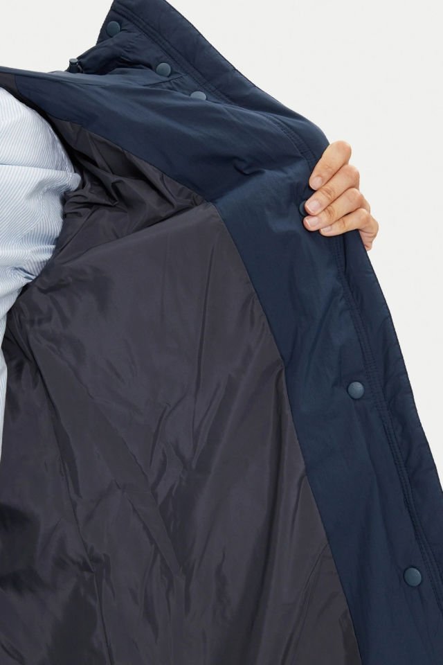 Calvin Klein Comfort Fit Logo Kemerli Uzun Şişme Mont Lacivert