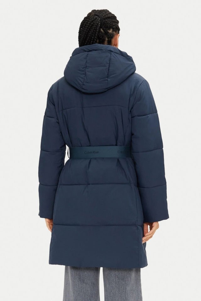 Calvin Klein Comfort Fit Logo Kemerli Uzun Şişme Mont Lacivert