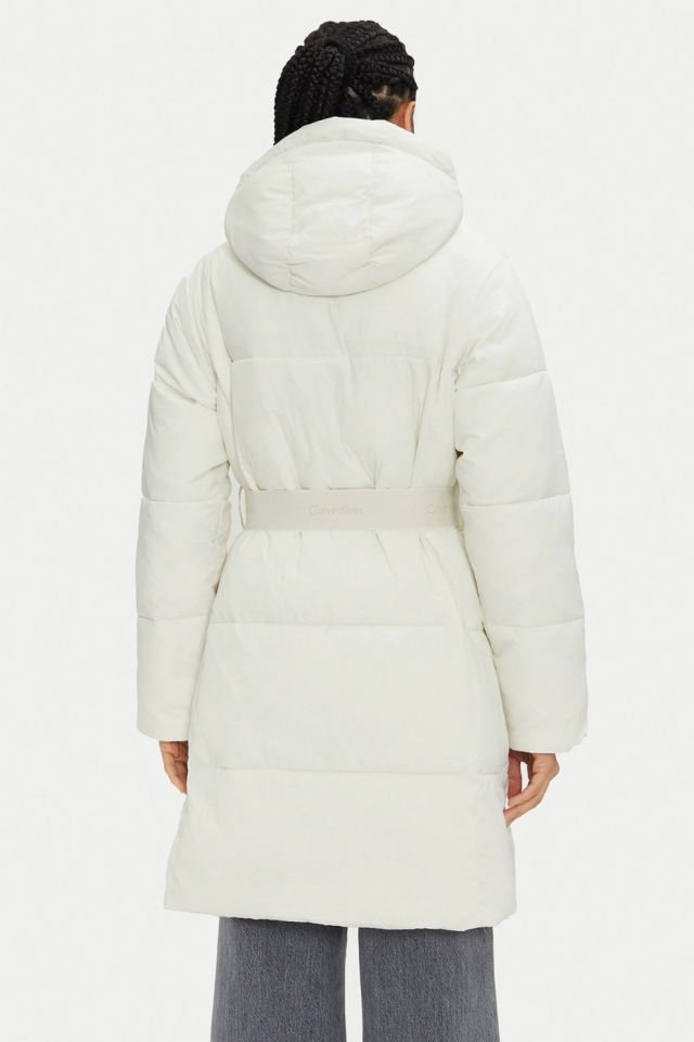 Calvin Klein Comfort Fit Logo Kemerli Uzun Şişme Mont Ekru