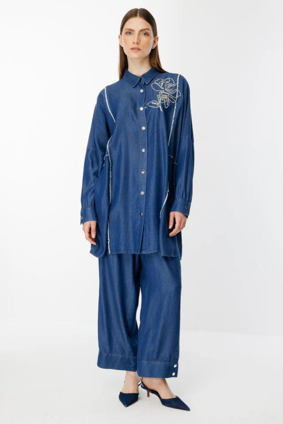 Ghisa İşleme Detaylı Takım Lacivert