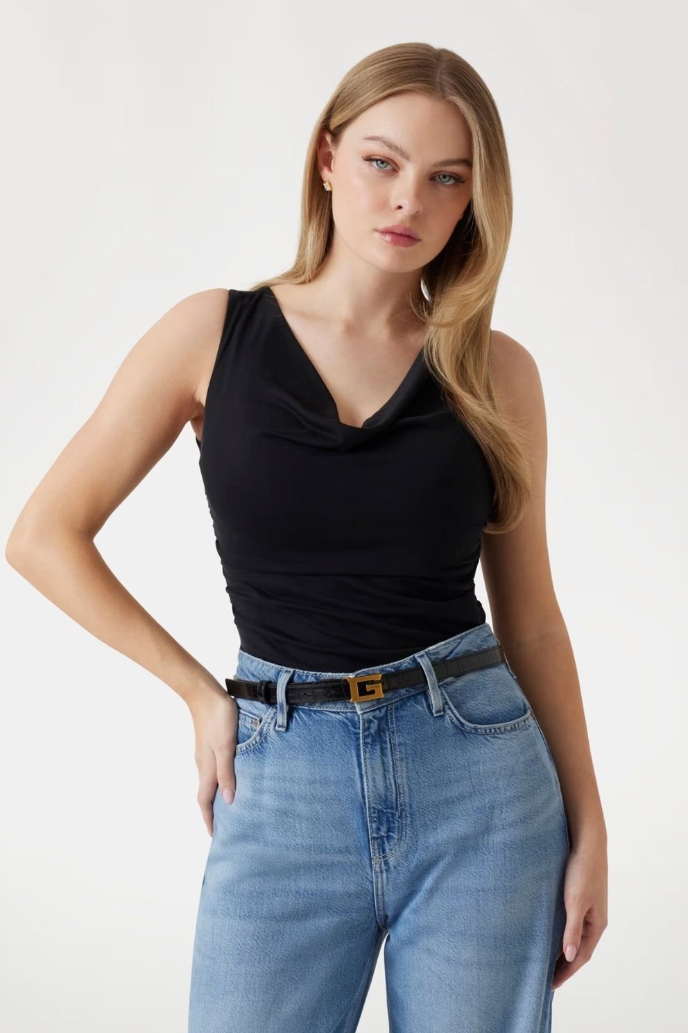 Guess Fitted Kolsuz Üst Siyah