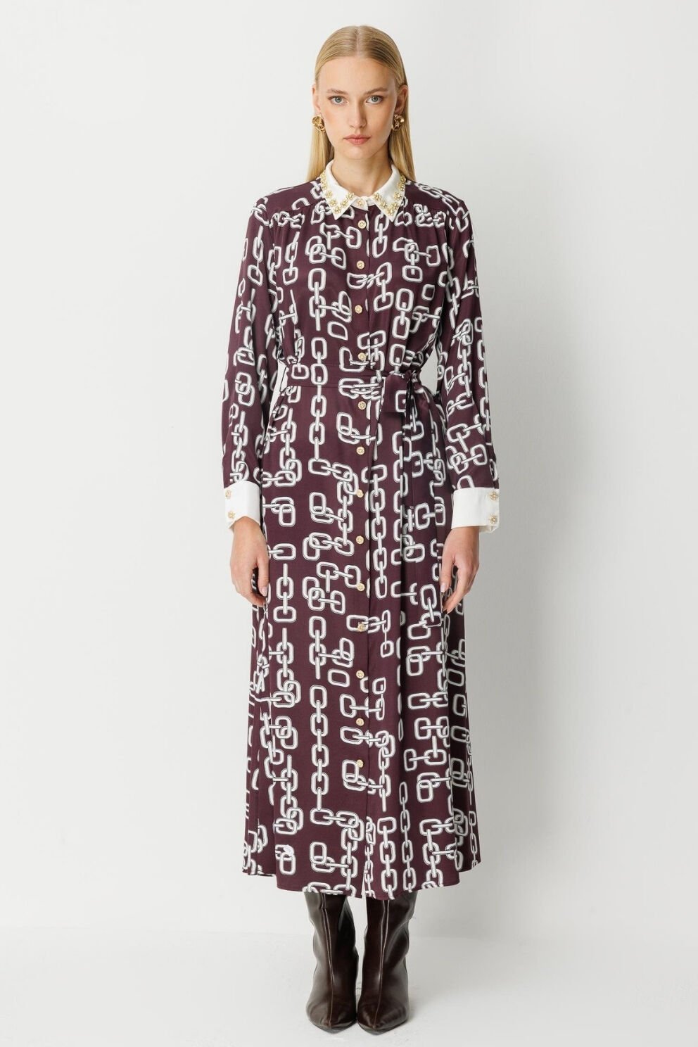 Ghisa Beli Kuşaklı Zincir Detaylı Elbise Bordo