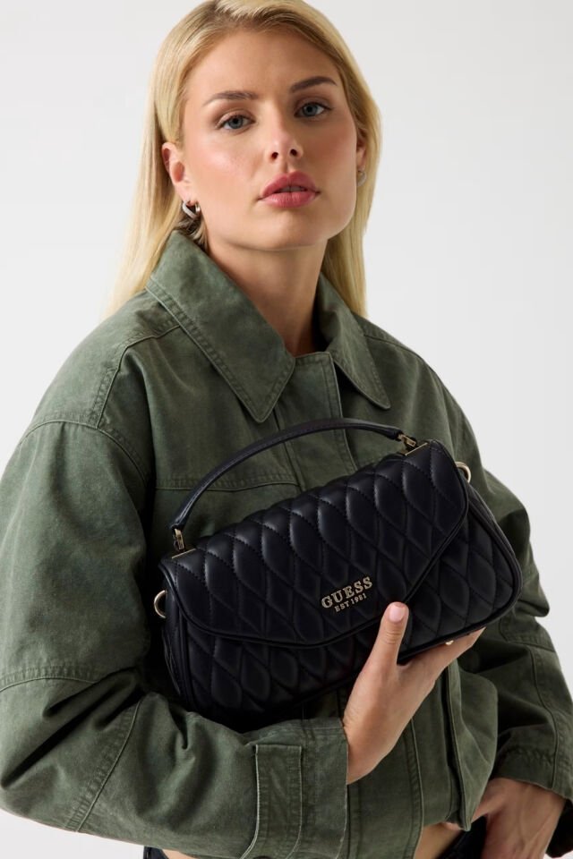 Guess Valla Kapitone Çanta Siyah