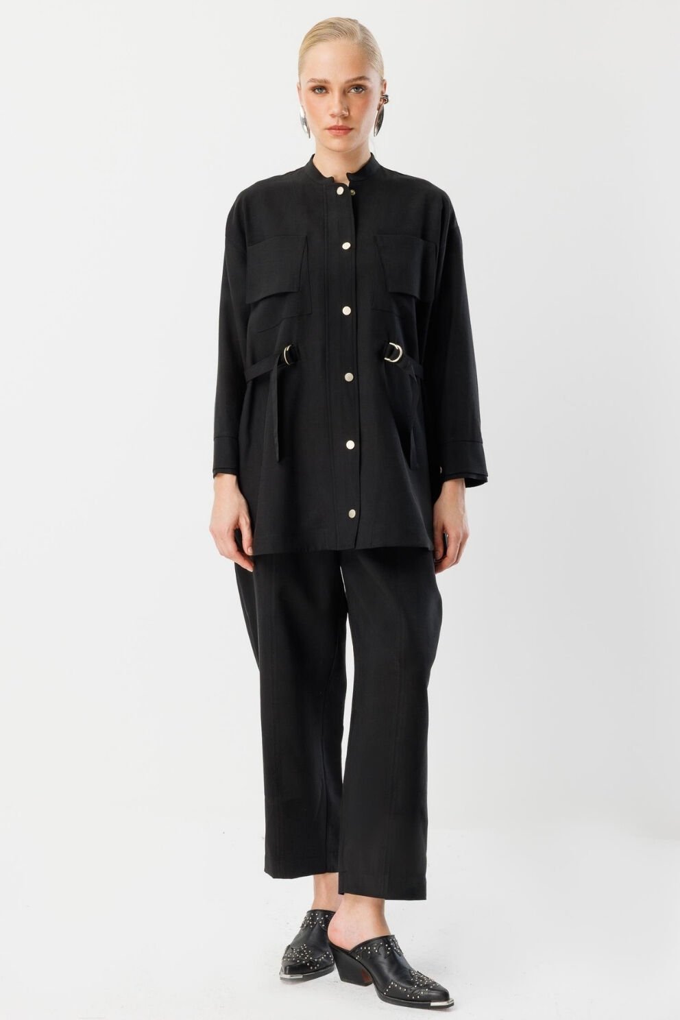 Ghisa Cep Kapağı Detaylı Takım Siyah