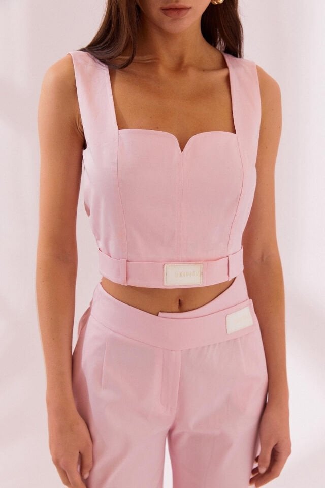 Naar Büstiyer Pembe