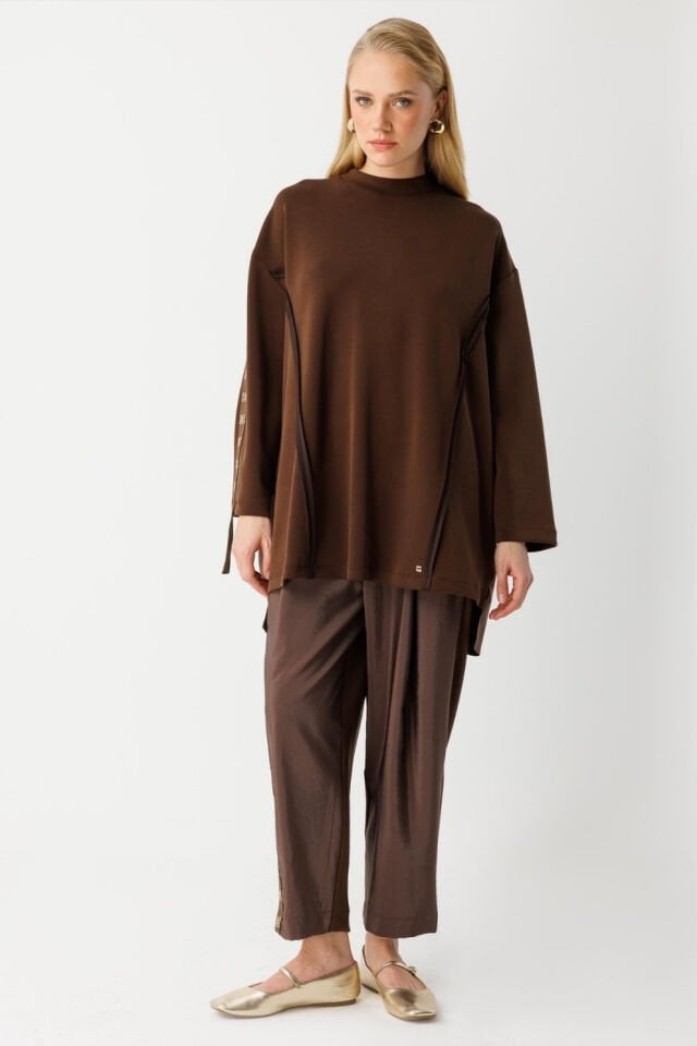 Ghisa Şerit Detaylı Takım Kahve