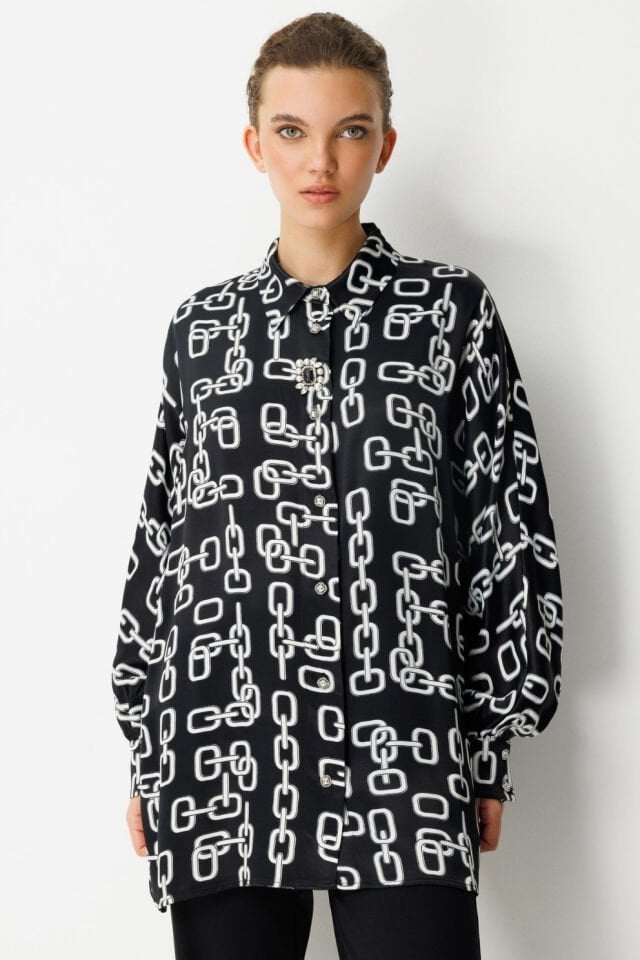 Ghisa Broş Detaylı Tunik Siyah Zincir Desenli