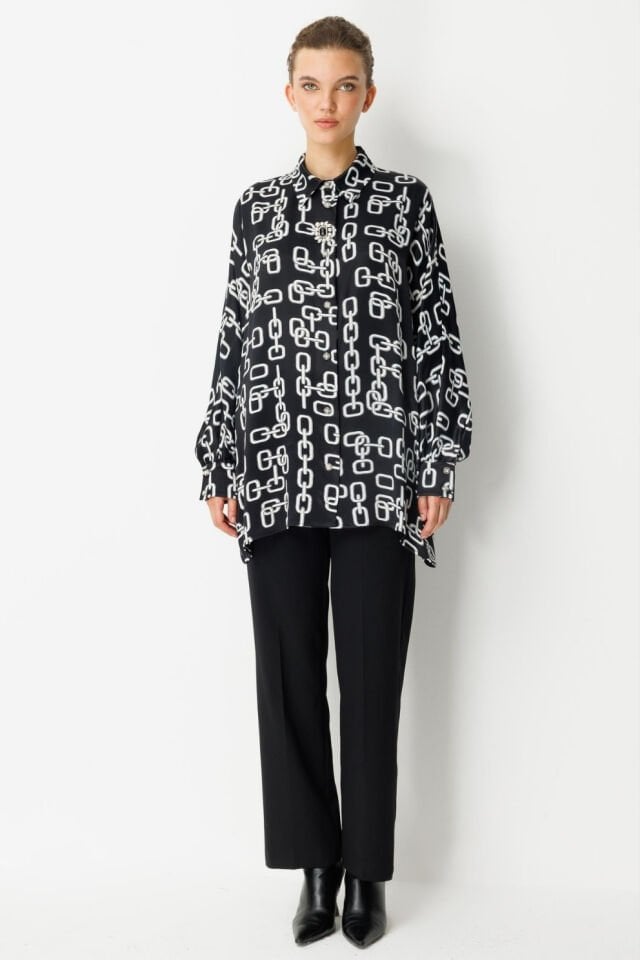 Ghisa Broş Detaylı Tunik Siyah Zincir Desenli