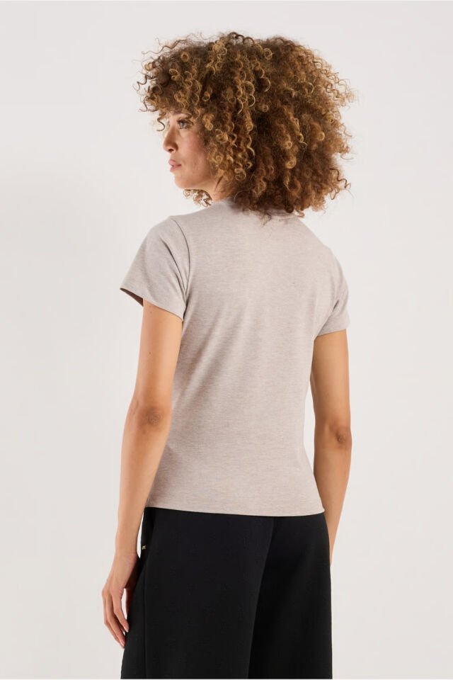 Guess İşlemeli Logolu Tişört Gri