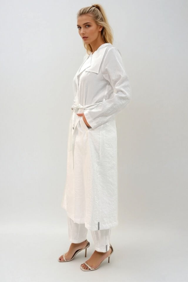 Mascara Paçası Pensli Beyaz Pantolon