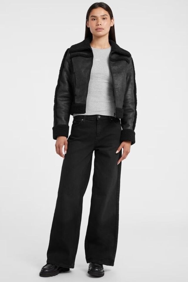 Guess Yapay Koyun Postu Ceket Siyah